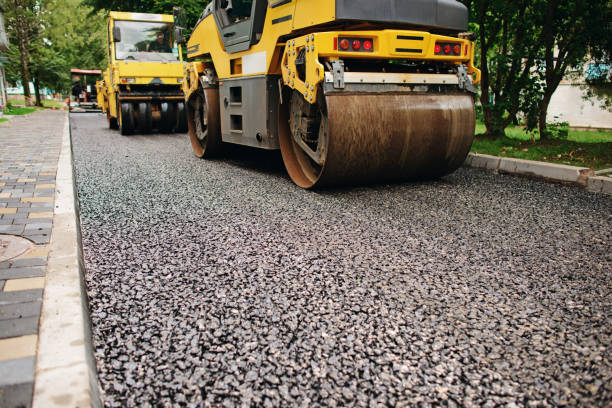 Best Professional Driveway Pavers  in Forest Park, OH